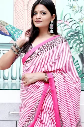 Pink striped leheriya saree