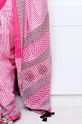 Pink striped leheriya saree