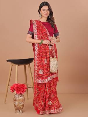red bandhani embroidered gotta patti bandhani saree 4