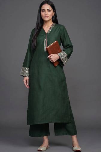 structured women embroidered kurta with palazzos