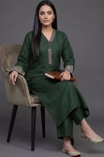 structured women embroidered kurta with palazzos