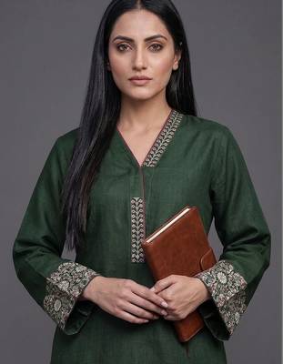 structured women embroidered kurta with palazzos 7