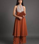 smart women embroidered kurta with palazzos