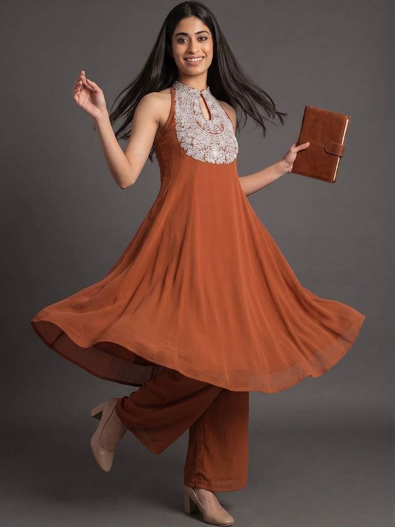 smart women embroidered kurta with palazzos