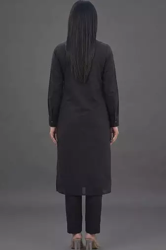 formal women embroidered kurta with trousers
