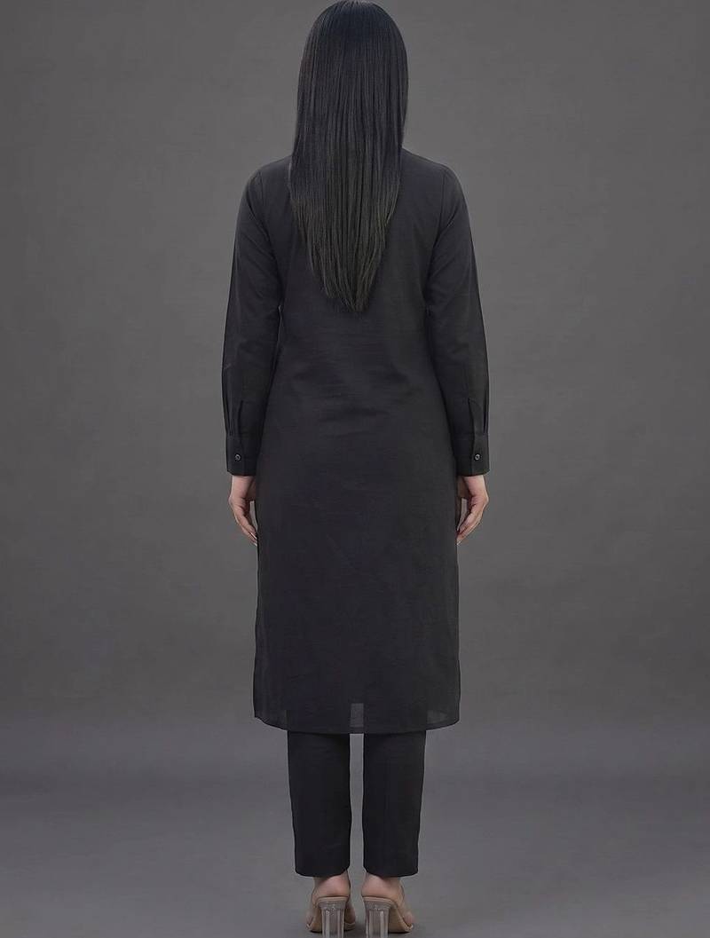formal women embroidered kurta with trousers