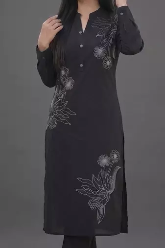 formal women embroidered kurta with trousers