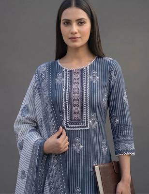 everyday workwear women printed kurta with trousers with dupatta 4