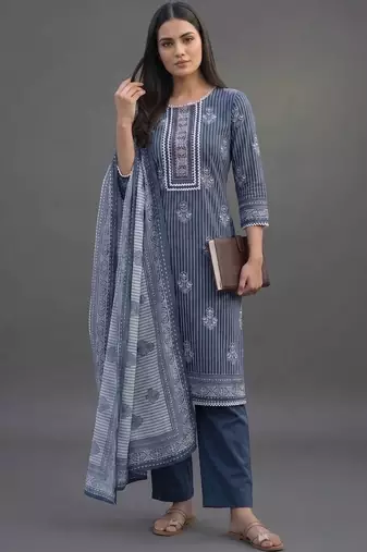 everyday workwear women printed kurta with trousers with dupatta