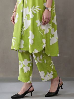 workwear printed a-line kurta sets 6