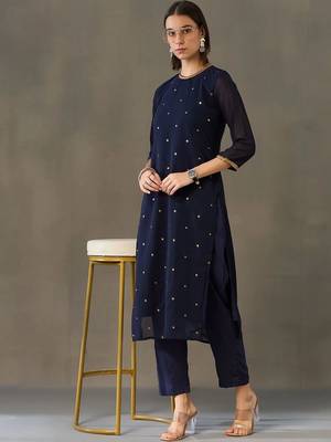 tailored women embroidered kurta with trousers 1