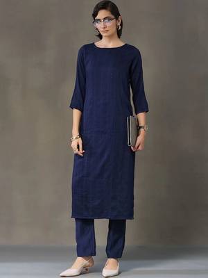 formal women kurta with trousers 3