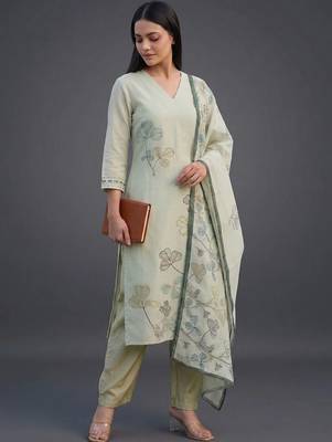 smart women printed kurta with trousers with dupatta 3