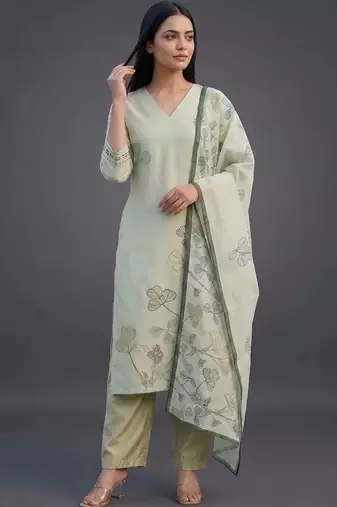 smart women printed kurta with trousers with dupatta