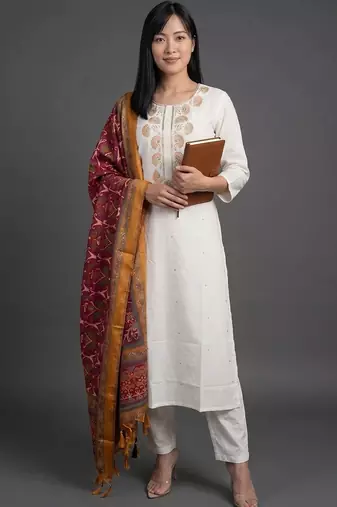 everyday workwear women embroidered kurta with trousers with dupatta