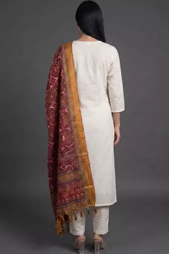 everyday workwear women embroidered kurta with trousers with dupatta
