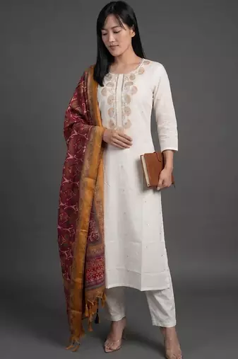 everyday workwear women embroidered kurta with trousers with dupatta