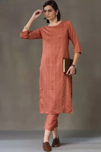 formal women kurta with trousers