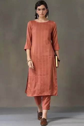 formal women kurta with trousers