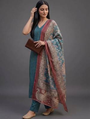 structured women kurta with trousers with dupatta 3