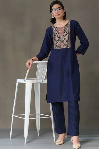 tailored women embroidered kurta with trousers