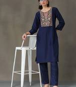 tailored women embroidered kurta with trousers