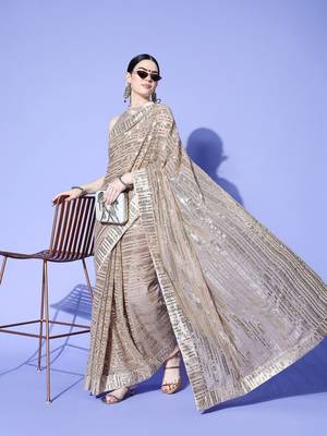 Rose geometric saree with embroidered border 1