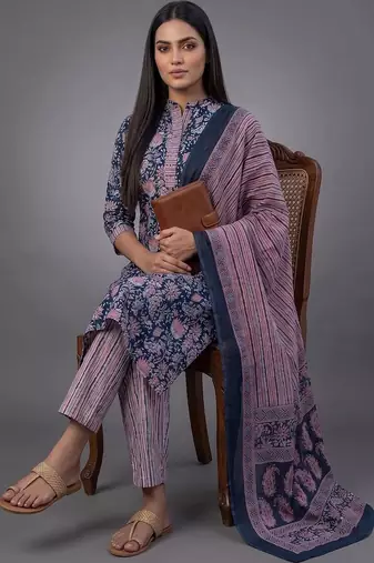 tailored women printed kurta with trousers with dupatta
