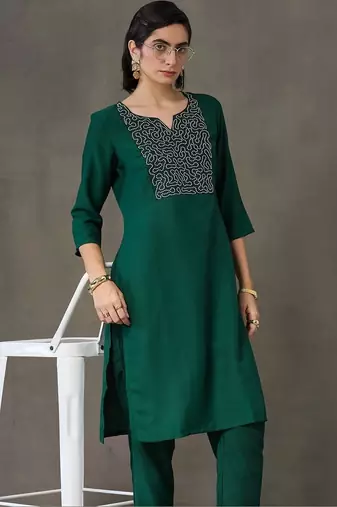 structured women embroidered kurta with trousers