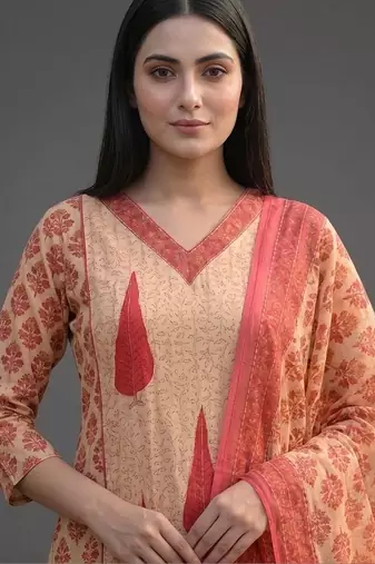 tailored women printed kurta with trousers with dupatta