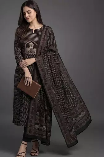 smart women printed kurta with trousers with dupatta