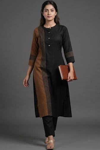 everyday workwear women colourblocked kurta with trousers