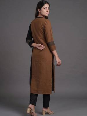 everyday workwear women colourblocked kurta with trousers 3