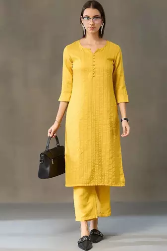 formal women kurta with trousers