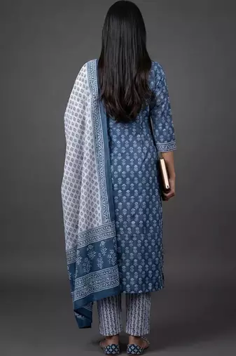 tailored women printed kurta with trousers with dupatta