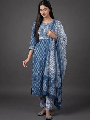 tailored women printed kurta with trousers with dupatta 3