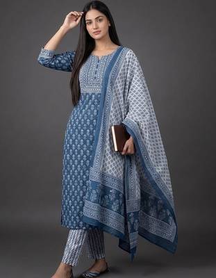 tailored women printed kurta with trousers with dupatta 7