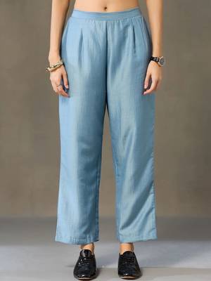 structured women kurta with trousers 5