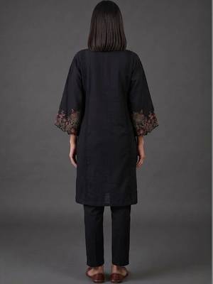 structured women embroidered kurta with trousers 5