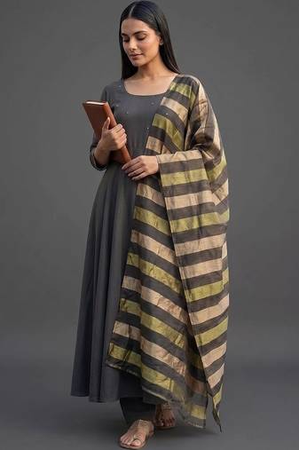 tailored kurta sets