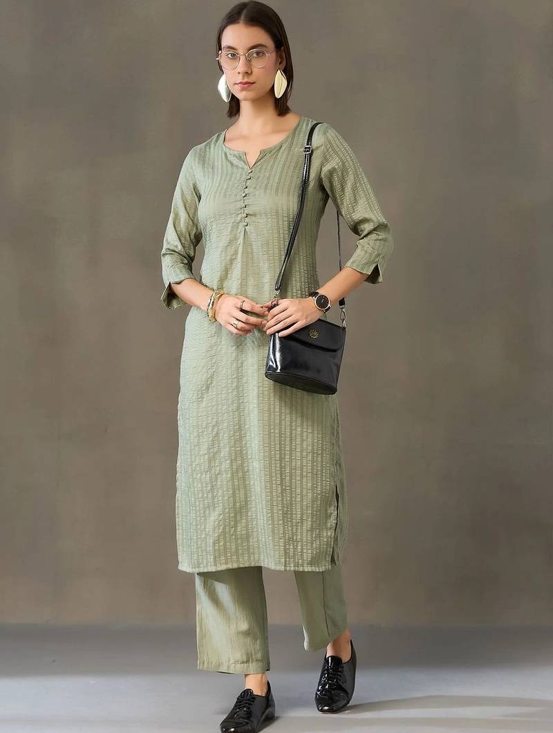 structured women kurta with palazzos