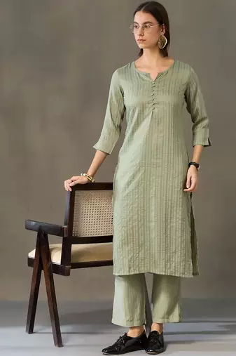 structured women kurta with palazzos
