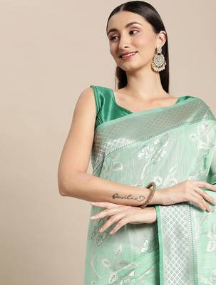 green green floral silk blend banarasi saree 1