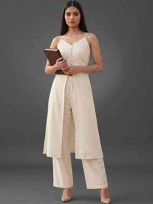 tailored women kurta with trousers 1