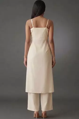 tailored women kurta with trousers
