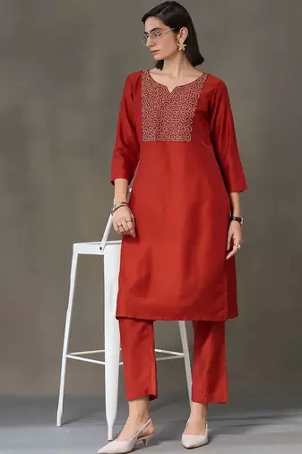 tailored women embroidered kurta with trousers