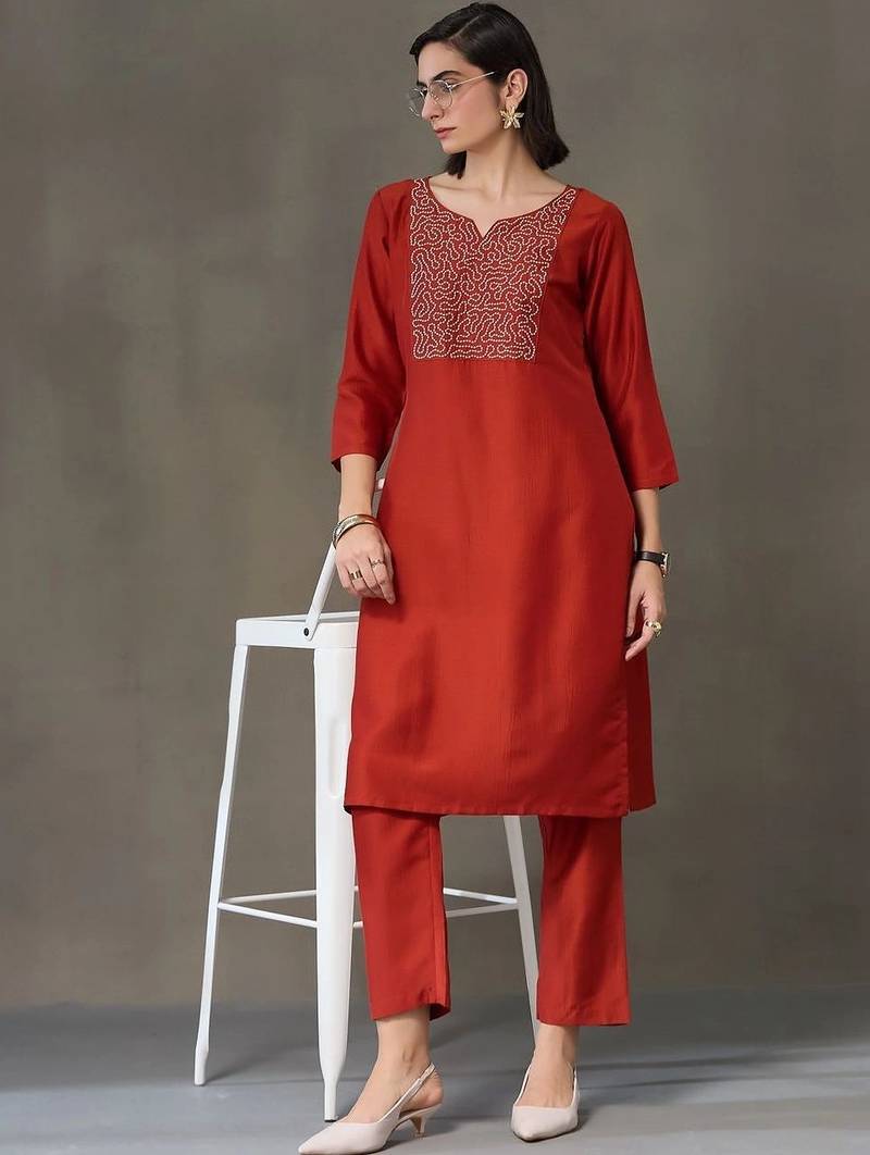 tailored women embroidered kurta with trousers