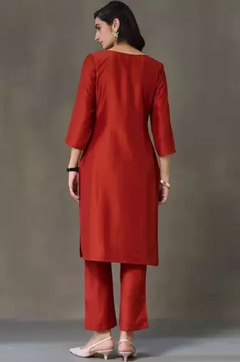 tailored women embroidered kurta with trousers