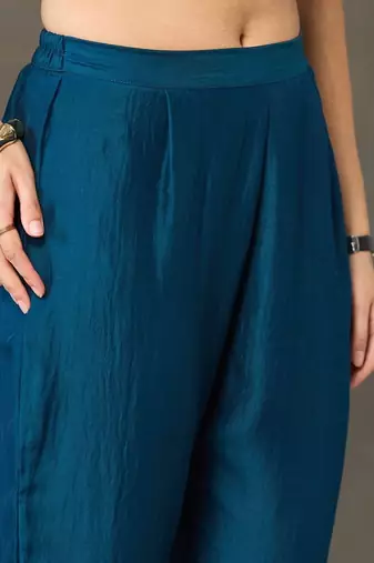 formal women kurta with trousers