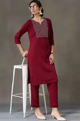 everyday workwear women embroidered kurta with trousers
